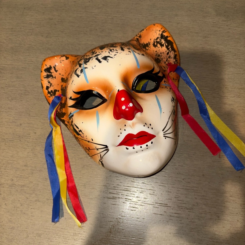 Vintage Yung Kee Ceramic Cat Theater Mask Porcelain Hand Painted Home Decor